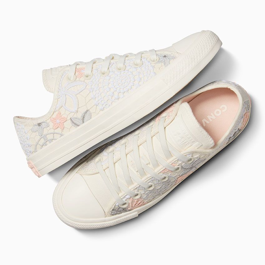 Converse - Chuck Taylor All Star Egret/Soft Peach