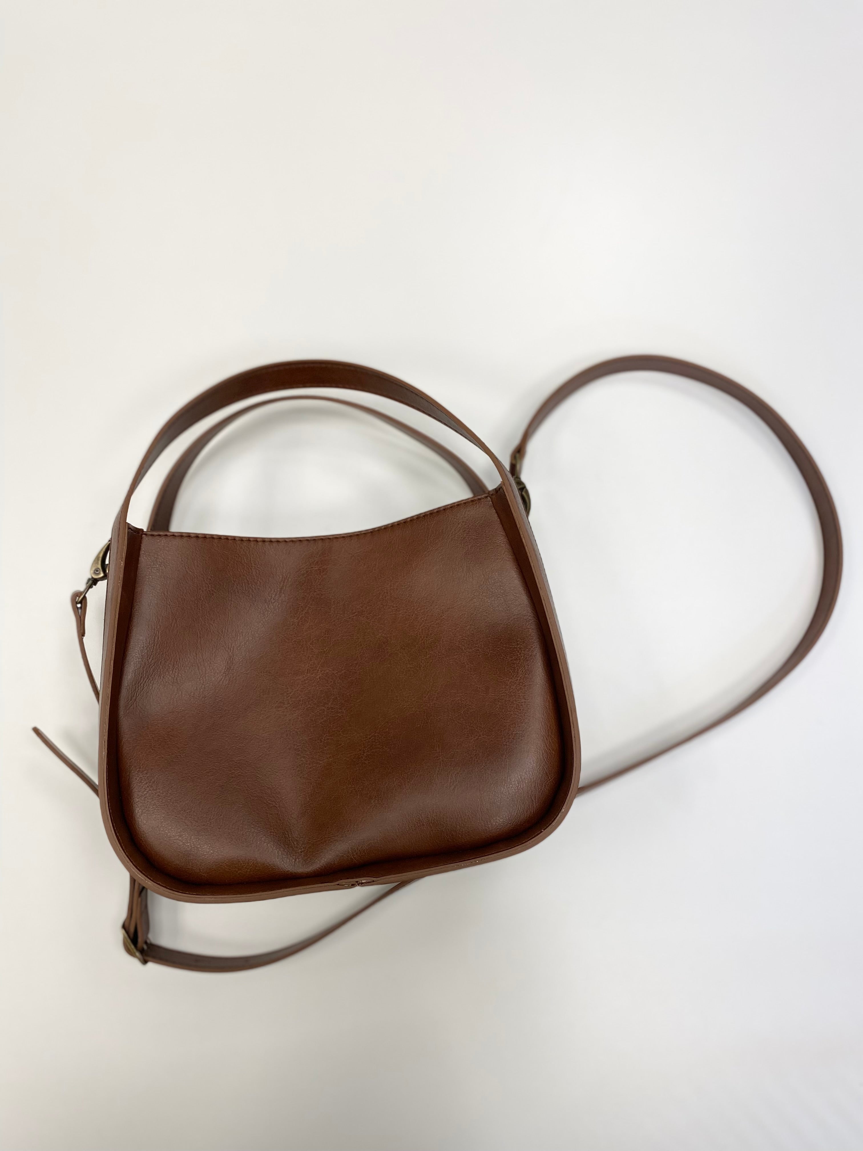 Elizabeth Handbag in Tan from Novacas