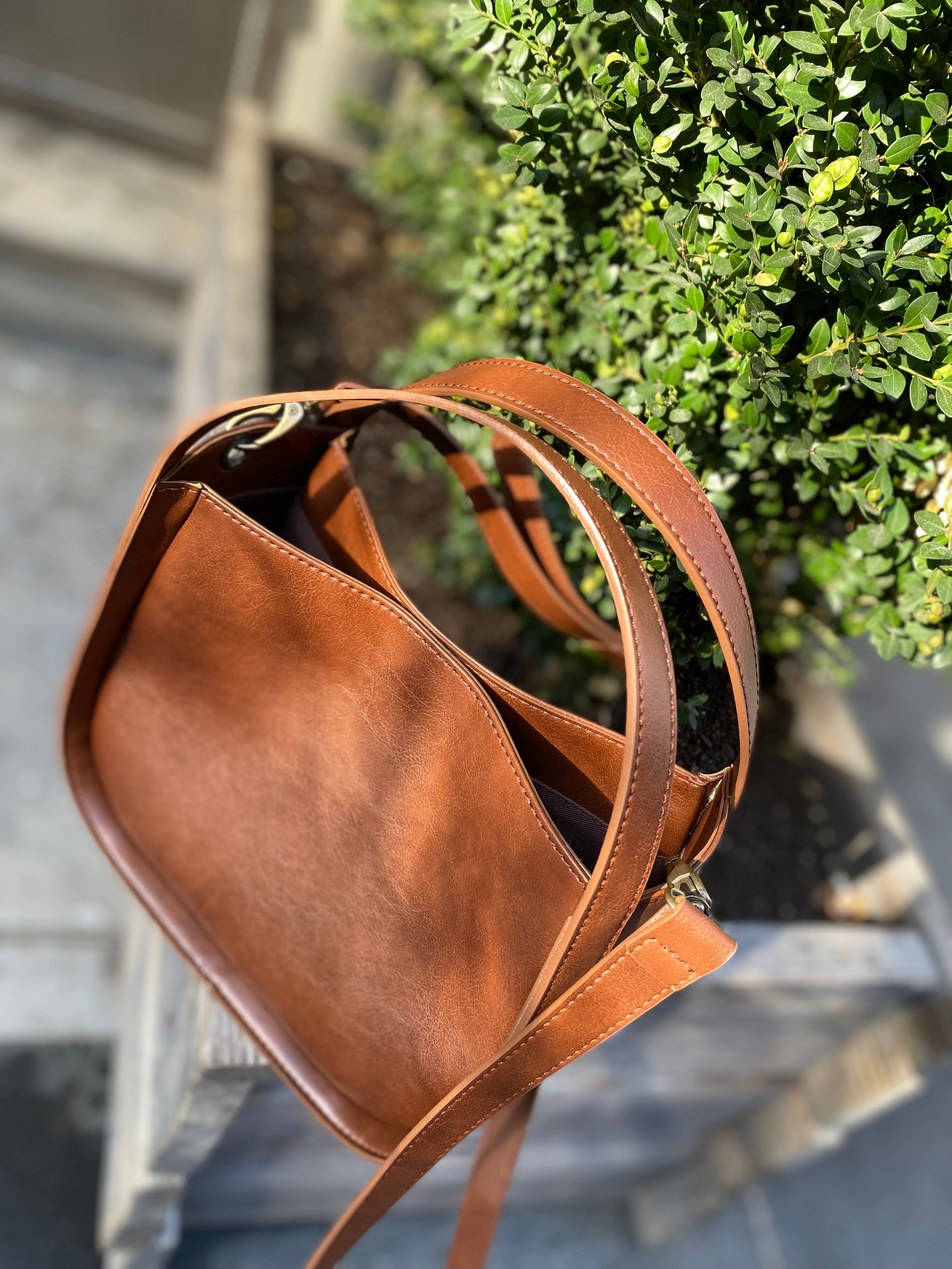 Elizabeth Handbag in Tan from Novacas