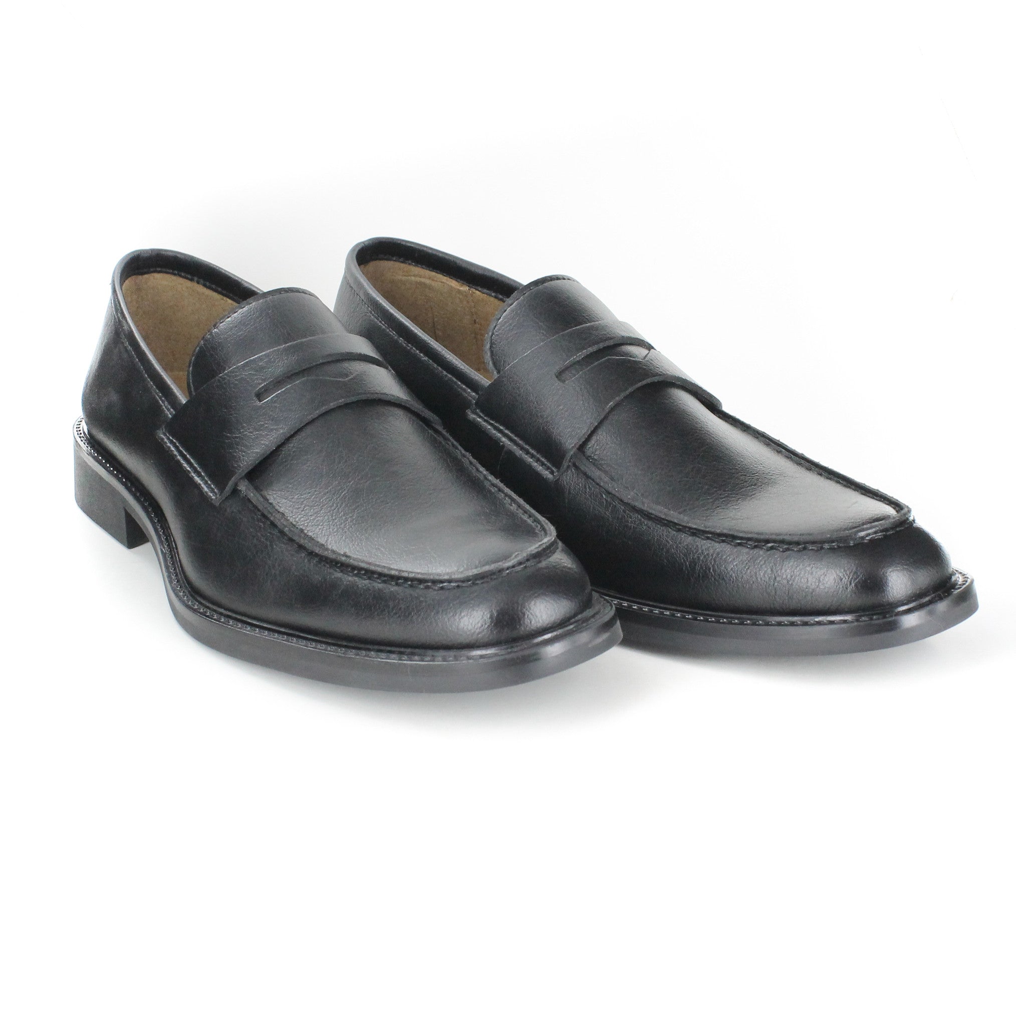 Cory Loafer in Black from Novacas