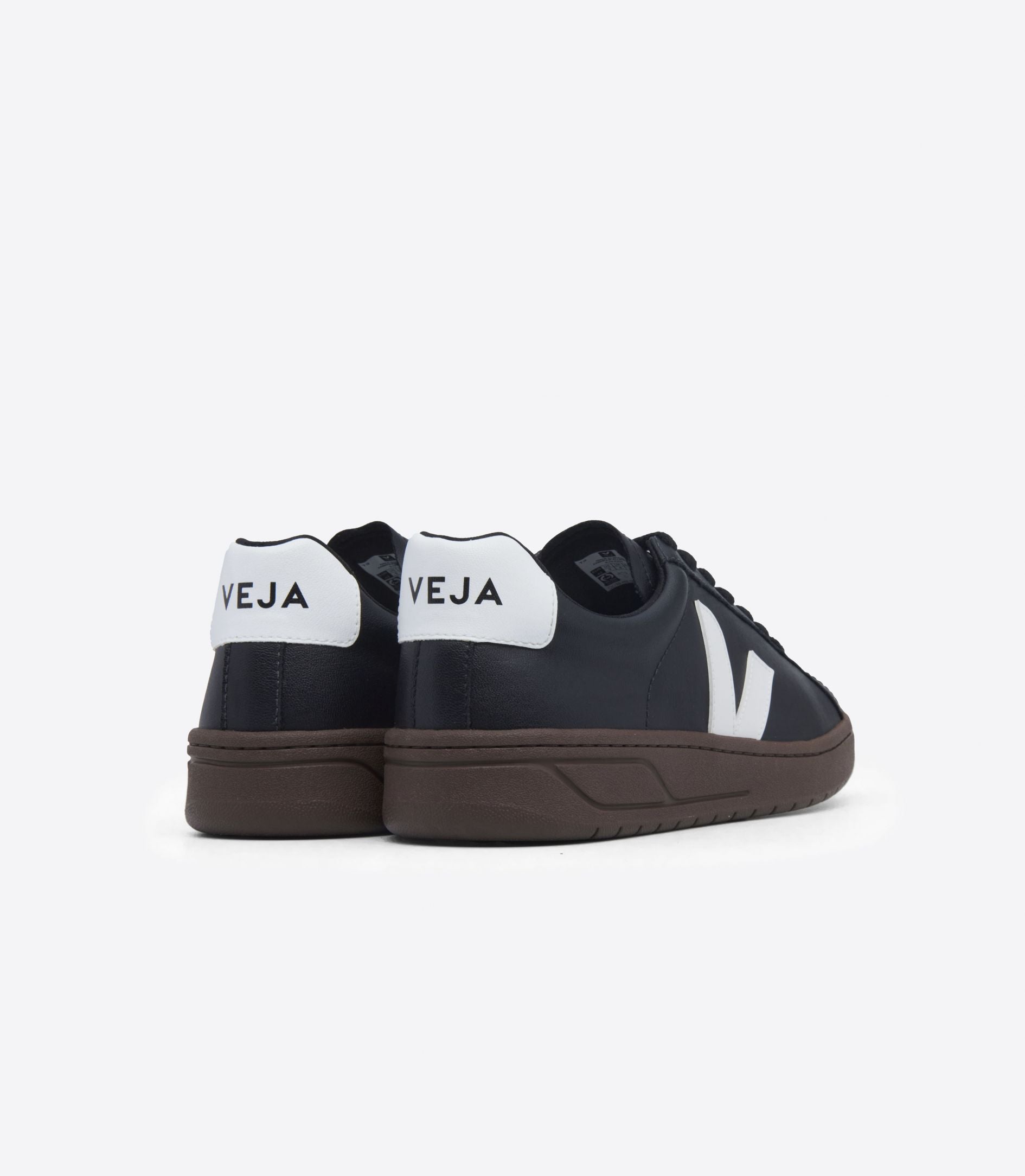 Urca CWL in Black White from Veja