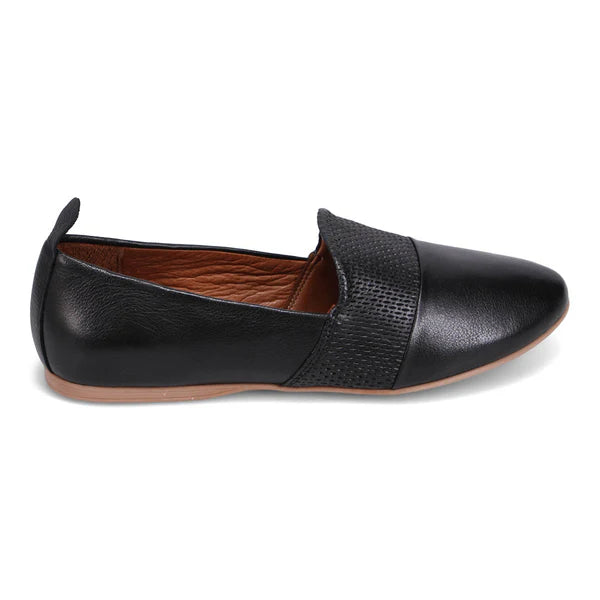 Bueno - Katy Flat Black