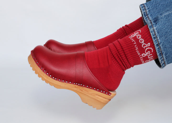 Da Vinci Clog in Red from Good Guys