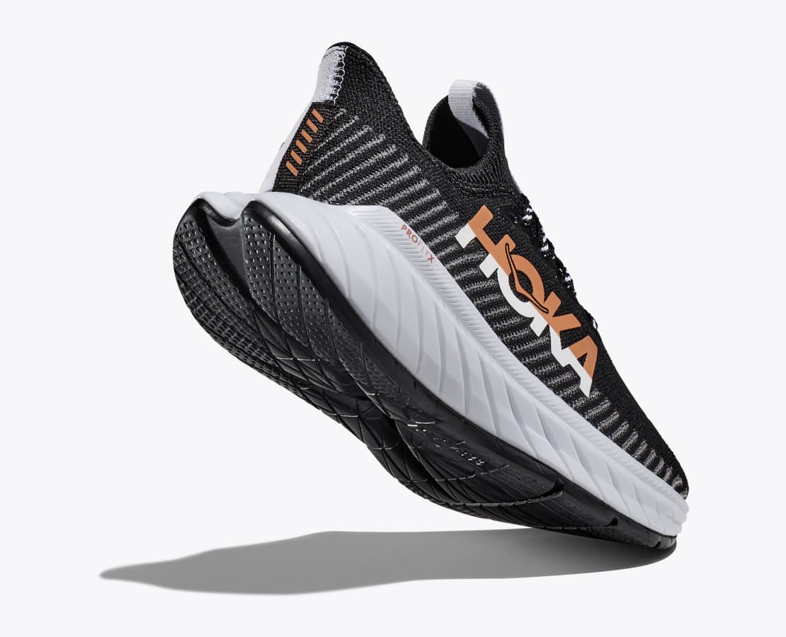 HOKA MENS CARBON X 3 - BLACK/WHITE