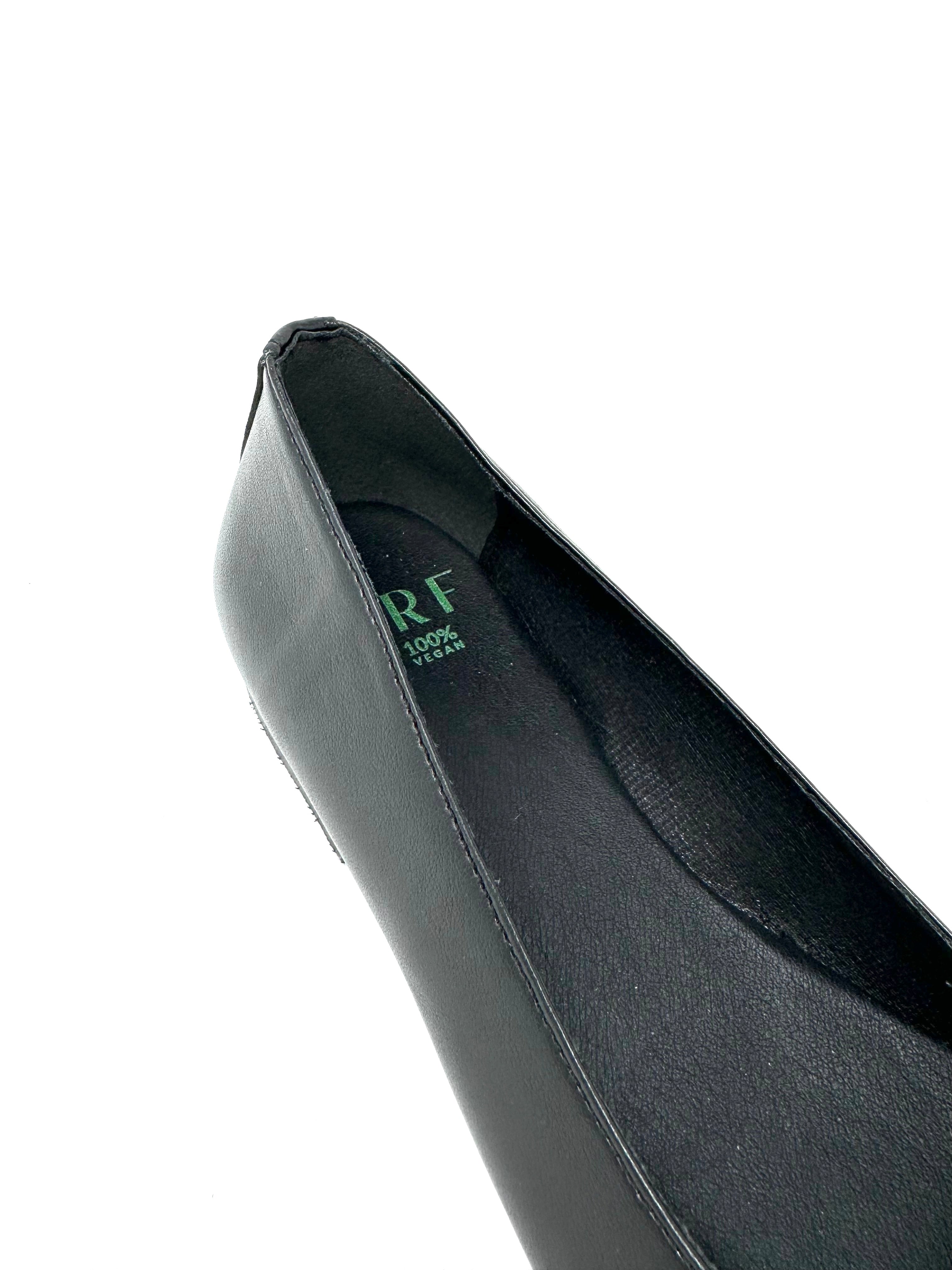 Rounded Ballet Flat in Apple Leather from Turf