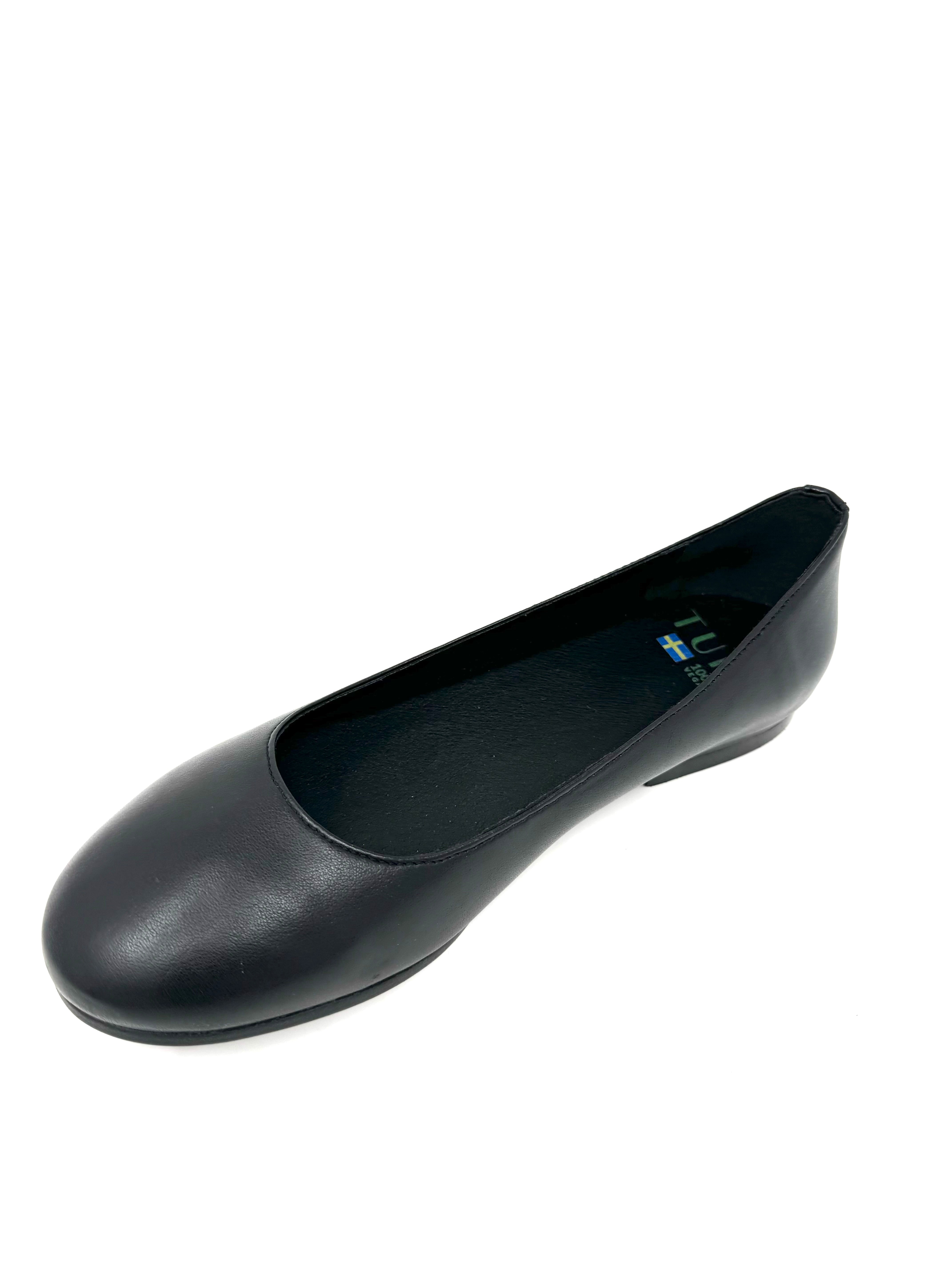 Rounded Ballet Flat in Apple Leather from Turf