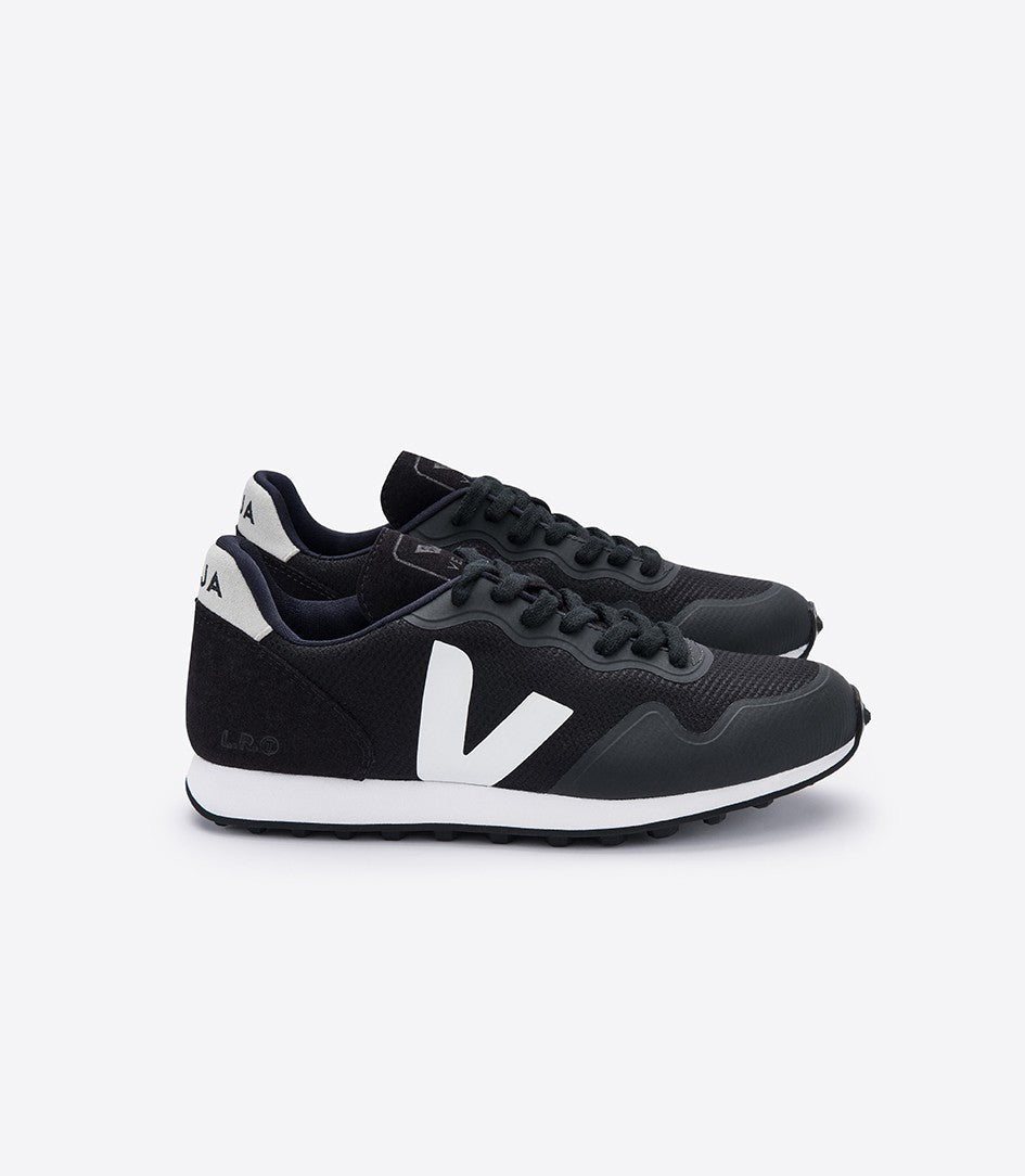 SDU B-Mesh in Black from Veja