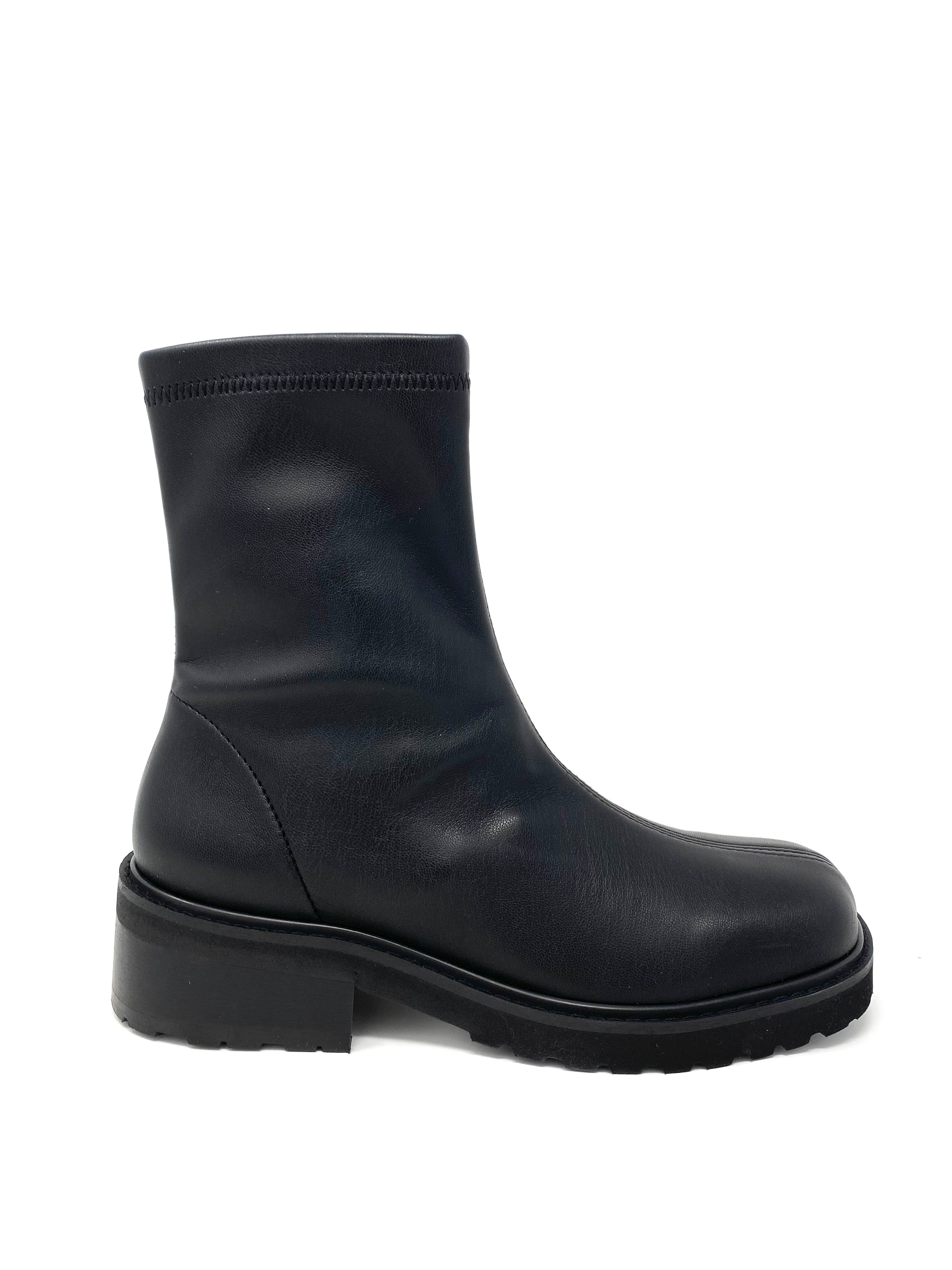 Erica Stretch Boot in Black from Novacas