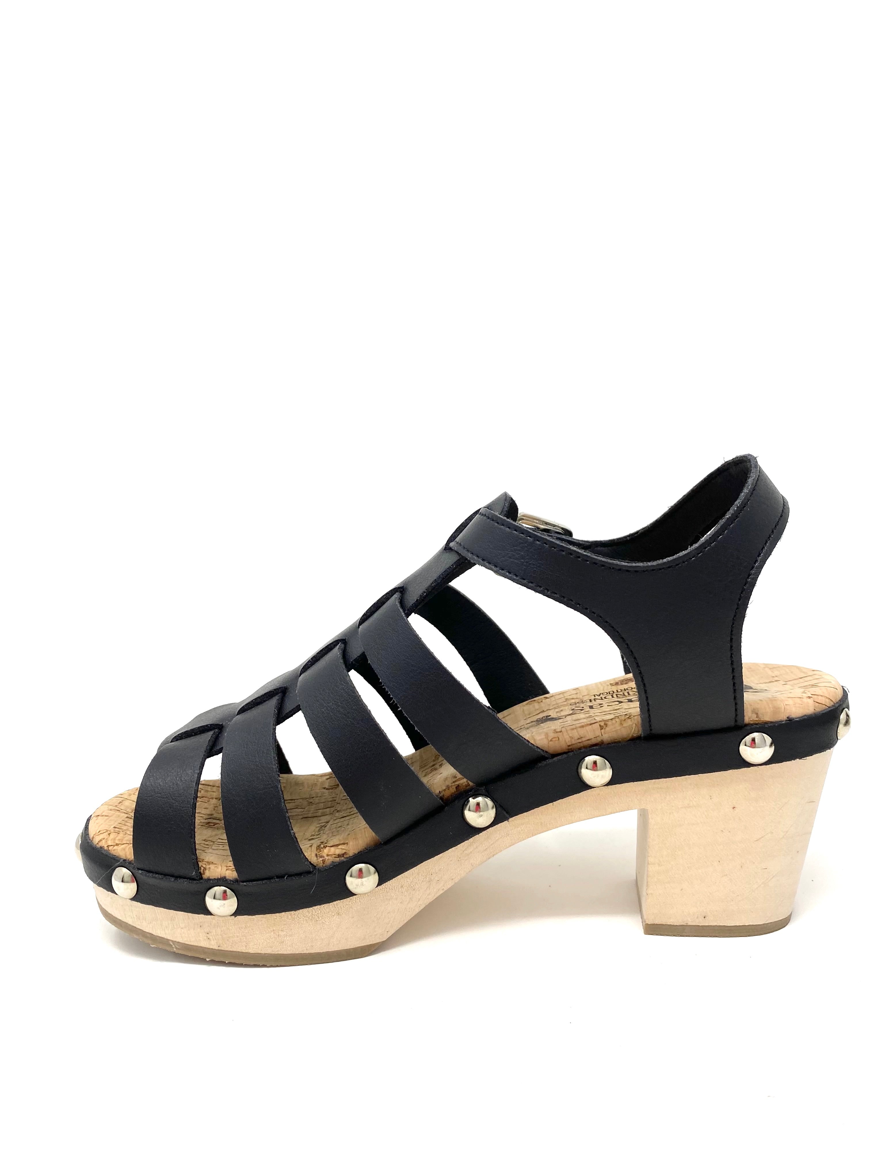 Sawyer Clog in Black from Novacas