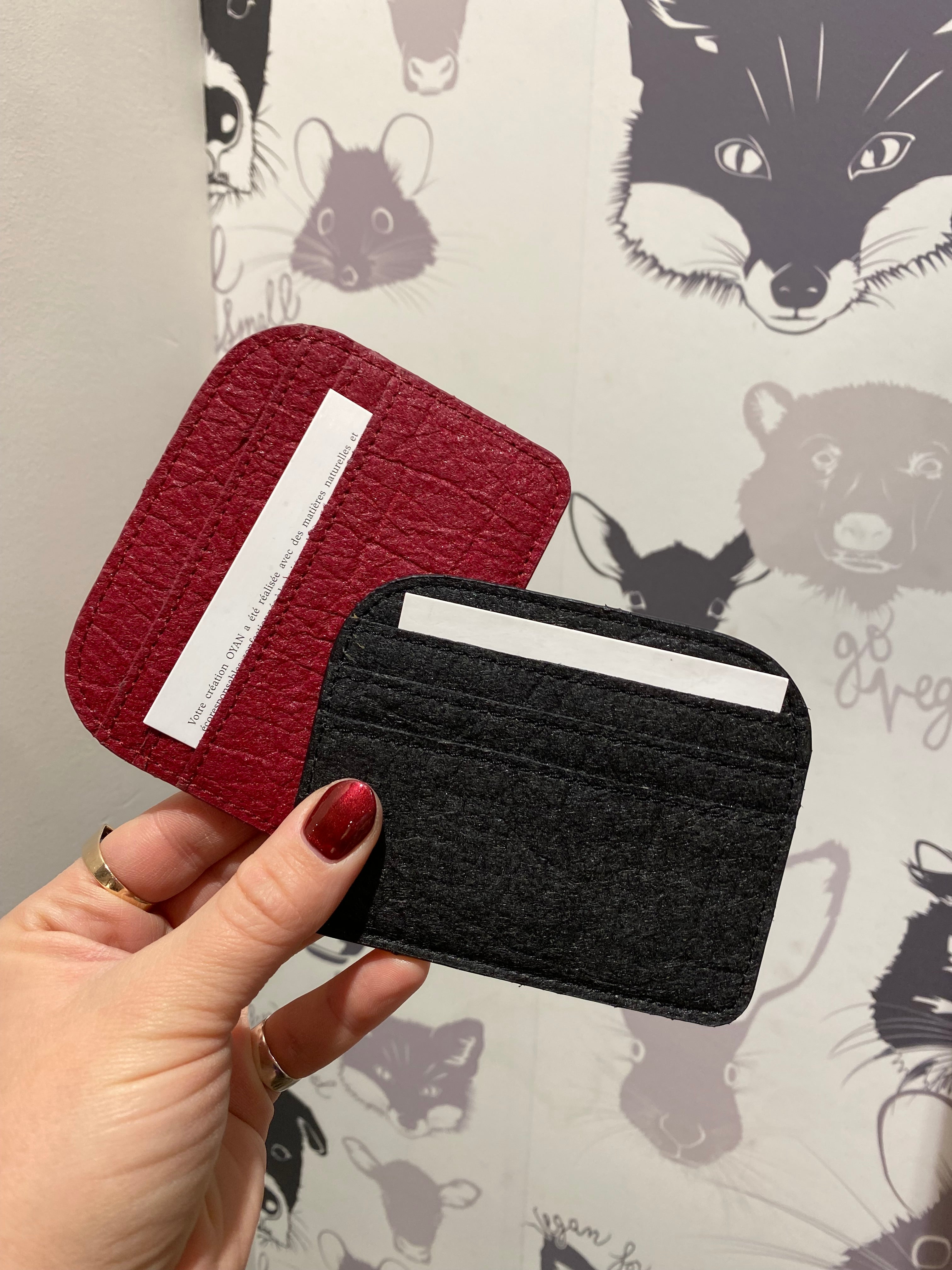 Piatex Cardholder in Mulberry from OYAN