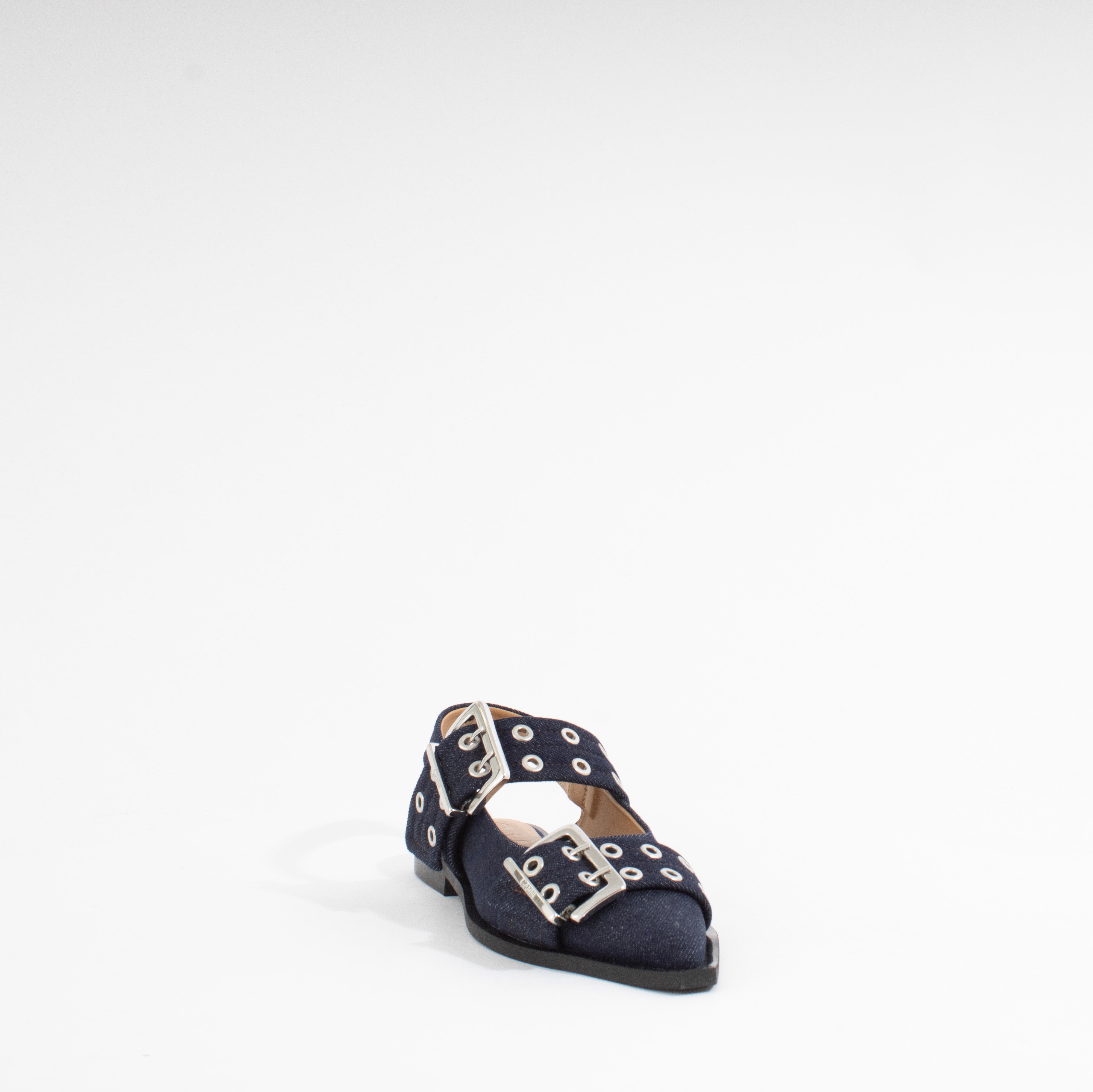 FEMININE BUCKLE BALLERINA | DENIM