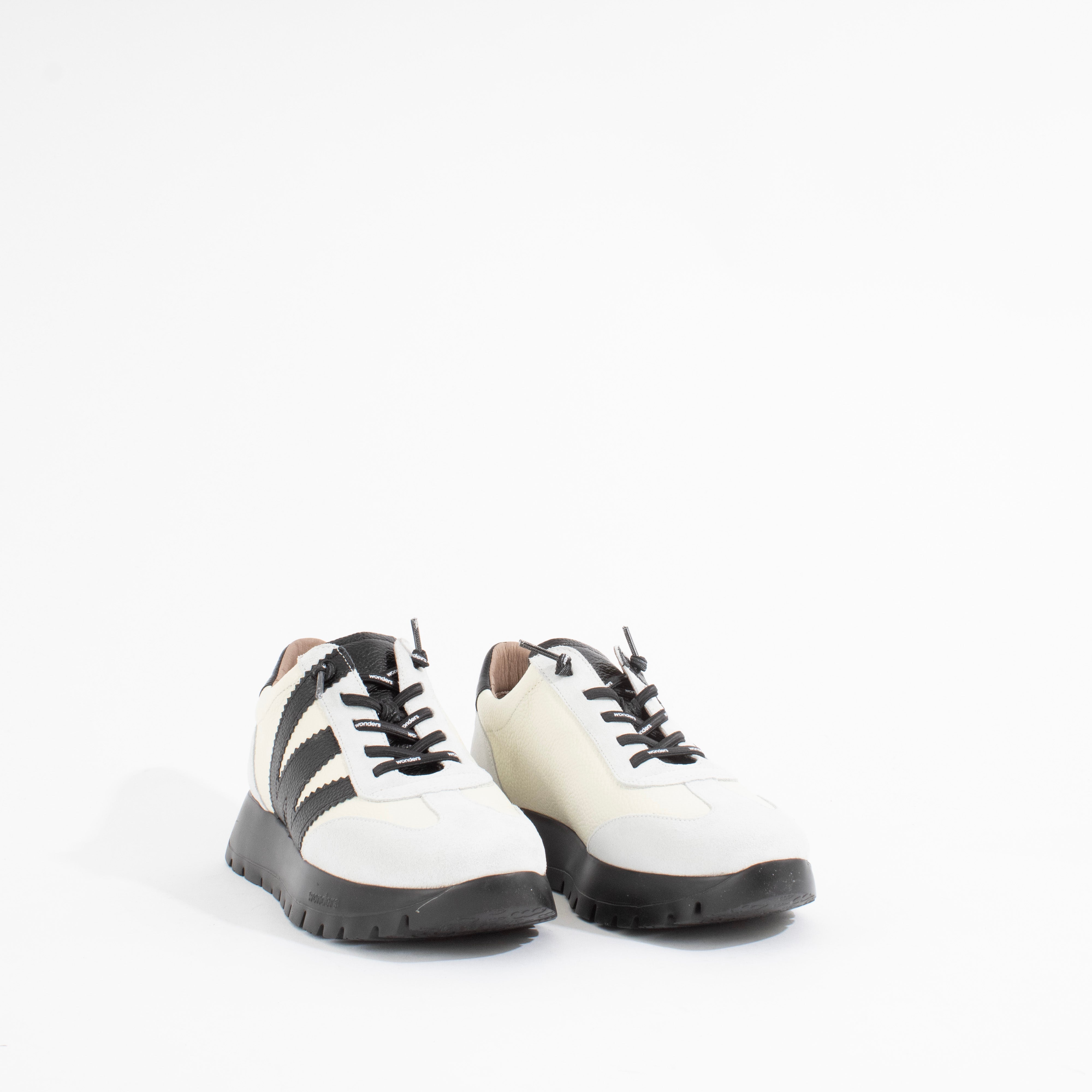 A2476 | WHITE/MILK/BLACK