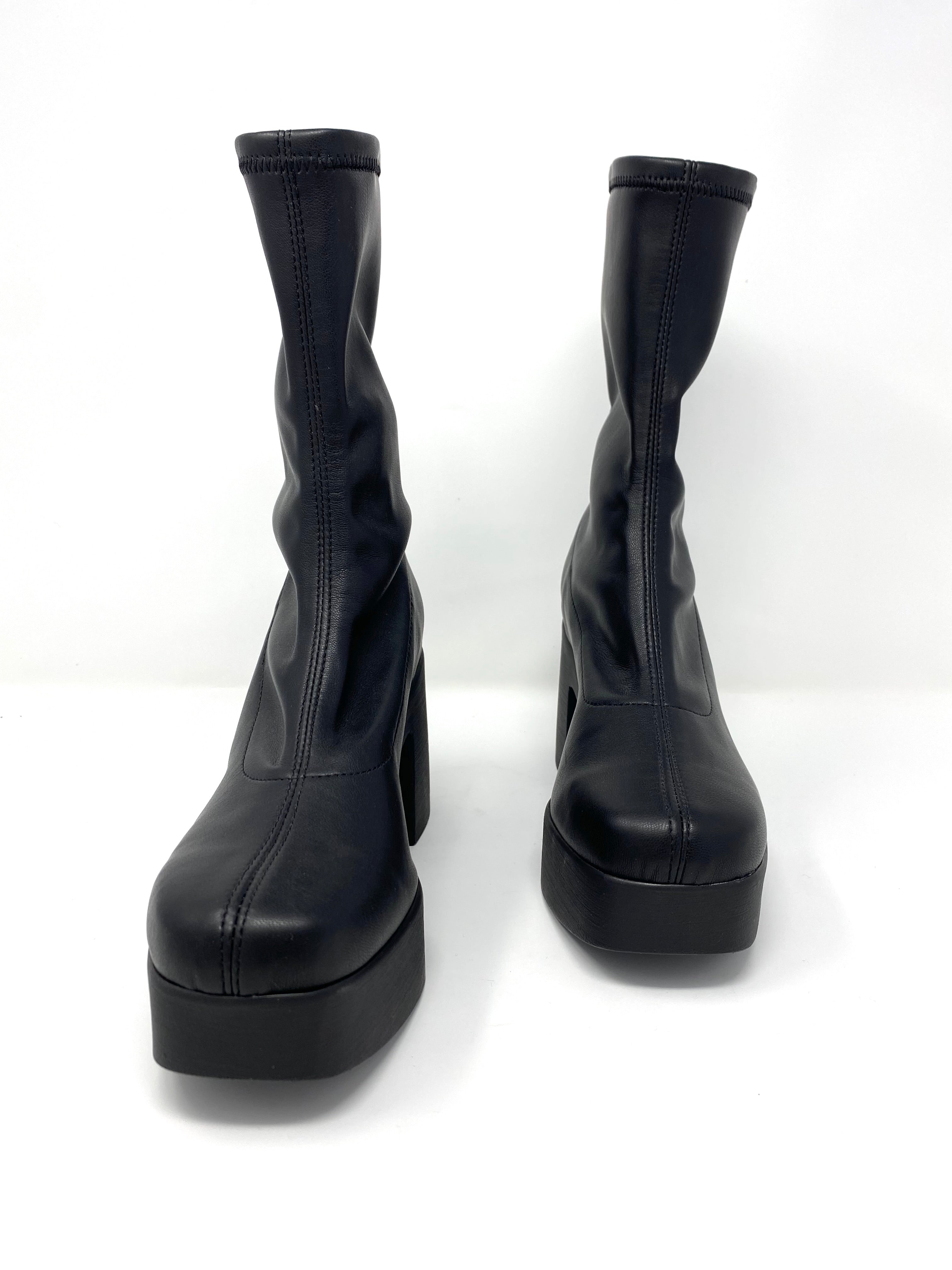 Adriana Platform Boot in Black from Novacas